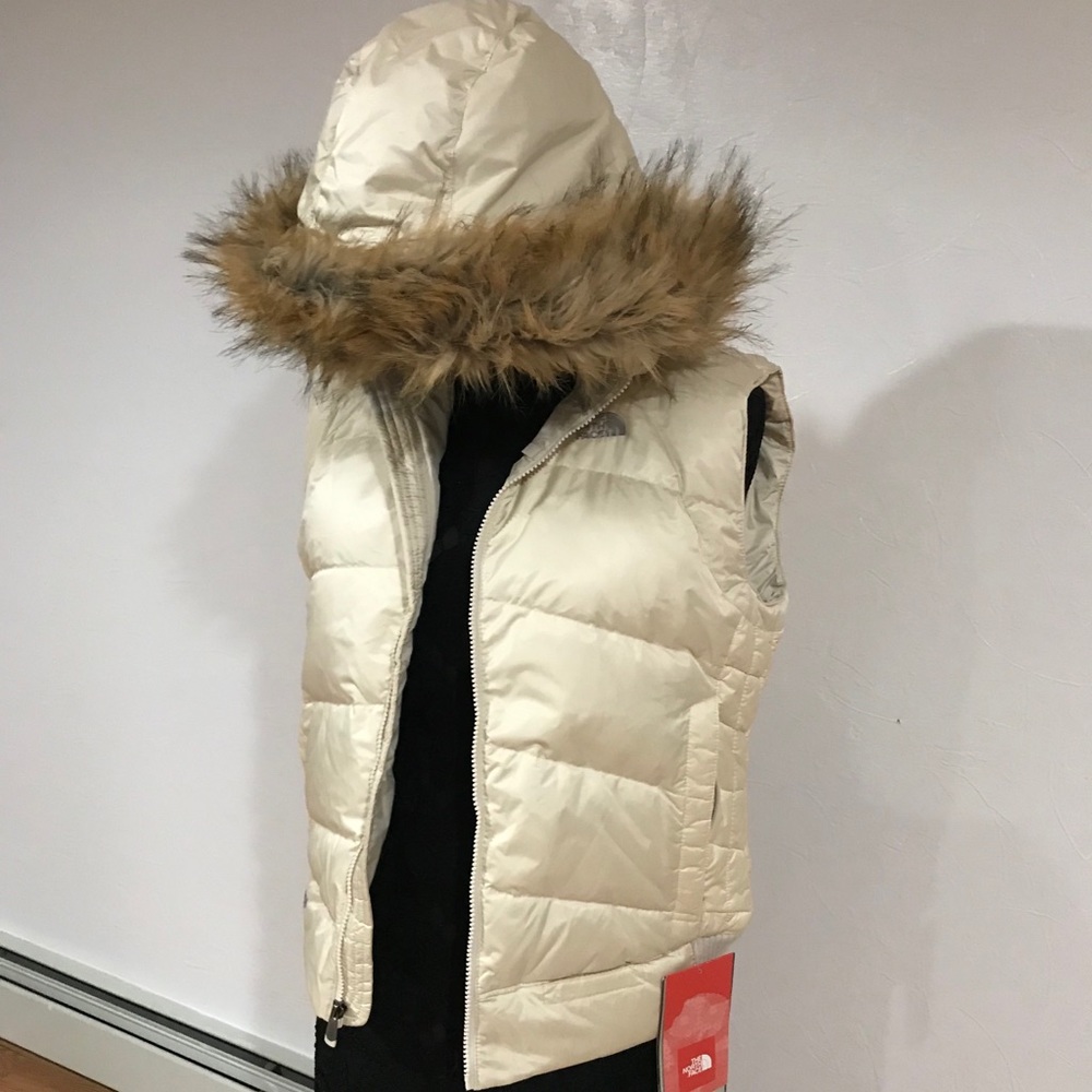 Women’s North Face Vest in Vintage White